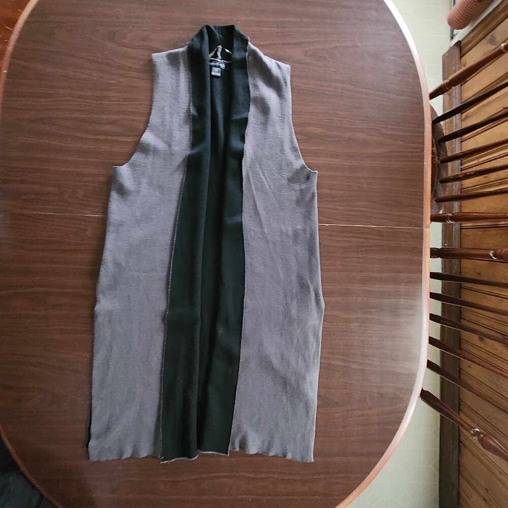 Long vest/cardigan/duster